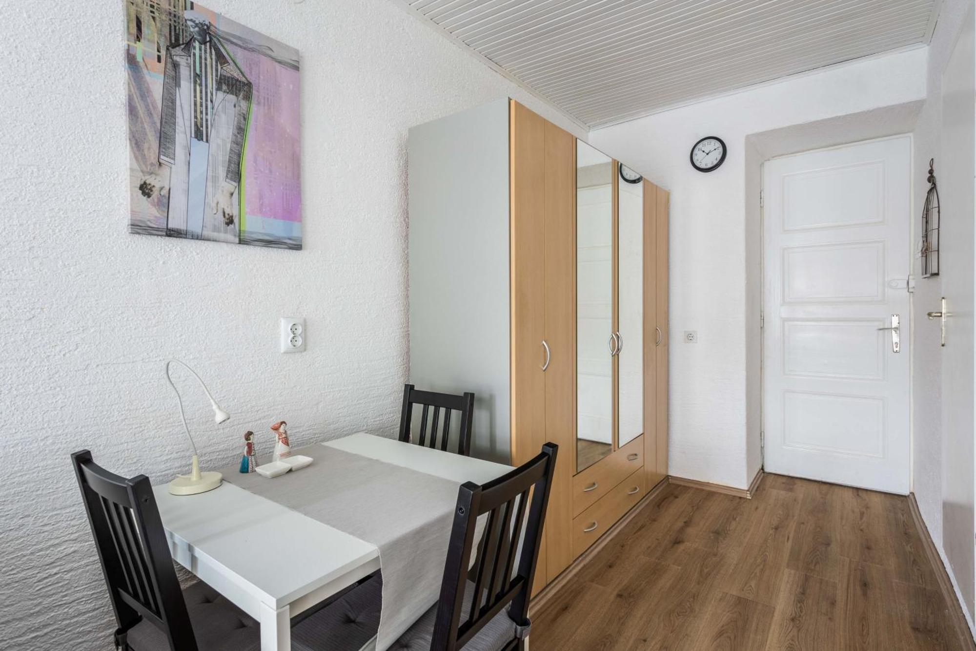Apartment Petra By Blue Apartments ซาเกร็บ ภายนอก รูปภาพ